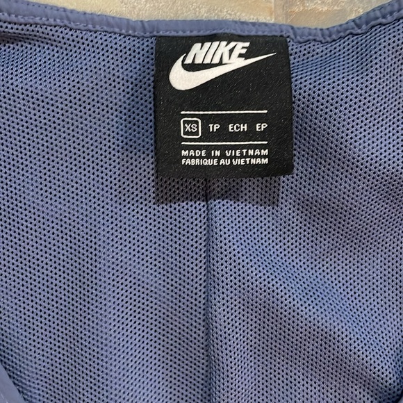 Nike Dri-FIT - Picture 4 of 7